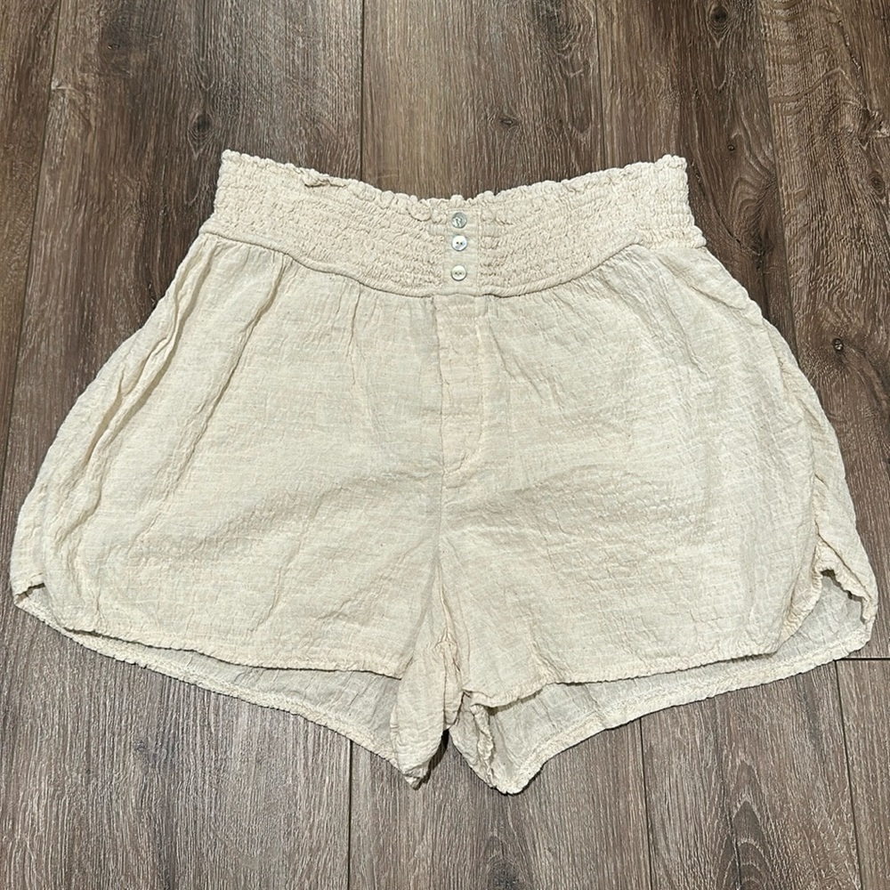 Zara linen shorts size: small